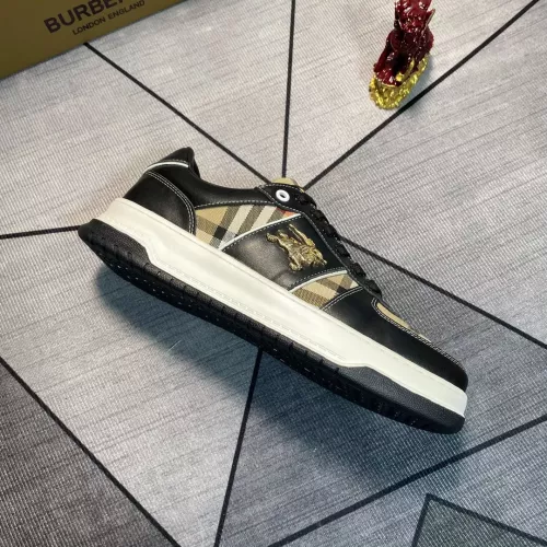 Replica Burberry Casual Shoes For Men #1318527 $76.00 USD for Wholesale