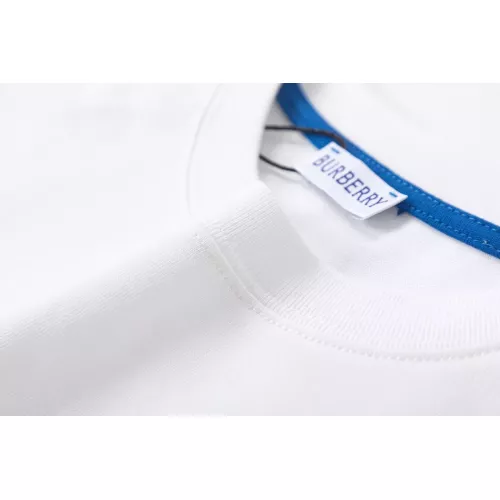 Replica Burberry T-Shirts Short Sleeved For Unisex #1319527 $40.00 USD for Wholesale