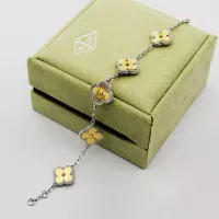 $32.00 USD Van Cleef & Arpels Bracelets For Women #1312614
