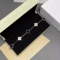 $76.00 USD Van Cleef & Arpels Bracelets For Women #1313229