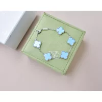 $22.00 USD Van Cleef & Arpels Bracelets For Women #1313639