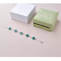 $22.00 USD Van Cleef & Arpels Bracelets For Women #1313642