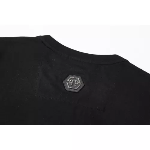 Replica Philipp Plein PP T-Shirts Short Sleeved For Men #1324022 $27.00 USD for Wholesale