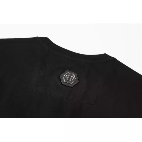 Replica Philipp Plein PP T-Shirts Short Sleeved For Men #1324028 $27.00 USD for Wholesale
