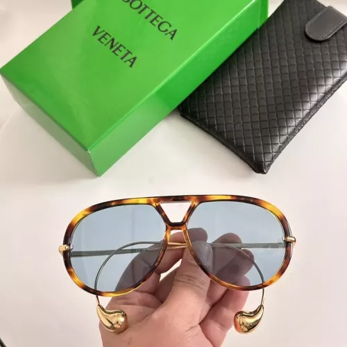 Bottega Veneta AAA Quality Sunglasses #1324379