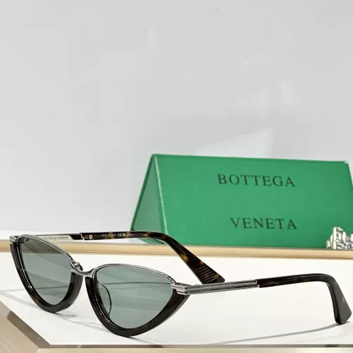 Bottega Veneta AAA Quality Sunglasses #1324402