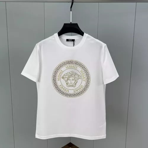 Replica Versace T-Shirts Short Sleeved For Unisex #1328729, $68.00 USD, [ITEM#1328729], Replica Versace T-Shirts outlet from China
