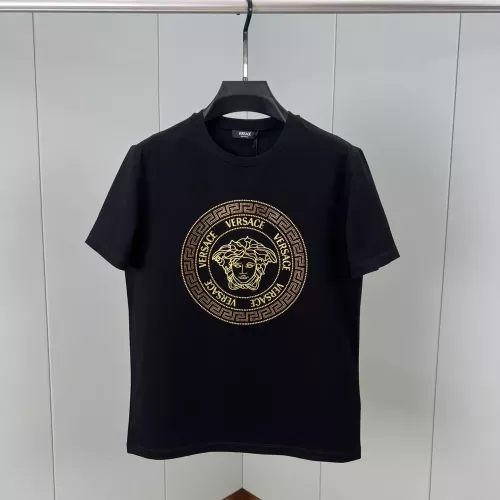 Replica Versace T-Shirts Short Sleeved For Unisex #1328731, $68.00 USD, [ITEM#1328731], Replica Versace T-Shirts outlet from China
