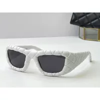 $68.00 USD Bottega Veneta AAA Quality Sunglasses #1323472