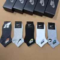 $25.00 USD Nike Socks #1324929