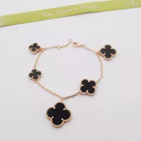 $32.00 USD Van Cleef & Arpels Bracelets For Women #1326274