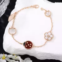 $34.00 USD Van Cleef & Arpels Bracelets For Women #1326562