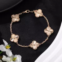 $34.00 USD Van Cleef & Arpels Bracelets For Women #1327265