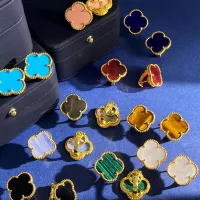 $29.00 USD Van Cleef & Arpels Earrings For Women #1327375