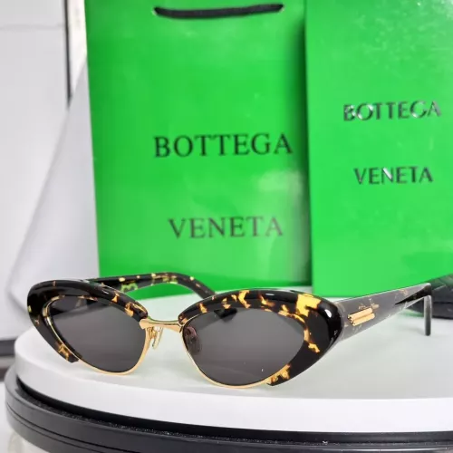Bottega Veneta AAA Quality Sunglasses #1337326