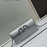 $88.00 USD Valentino AAA Quality Messenger Bags For Women #1331509