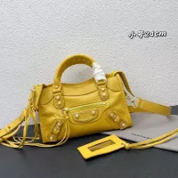$135.00 USD Balenciaga AAA Quality Handbags For Women #1332318