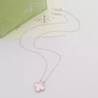 $25.00 USD Van Cleef & Arpels Necklaces For Women #1337398