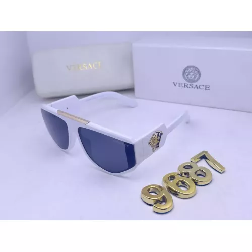 Versace Sunglasses #1346306