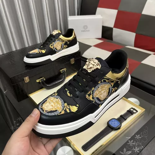 Versace Casual Shoes For Men #1347544