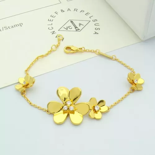 Replica Van Cleef &amp; Arpels Bracelets For Women #1351819, $27.00 USD, [ITEM#1351819], Replica Van Cleef &amp; Arpels Bracelets outlet from China
