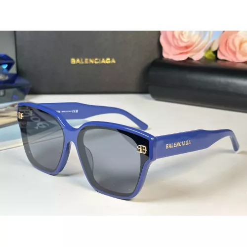 Balenciaga AAA Quality Sunglasses #1352316