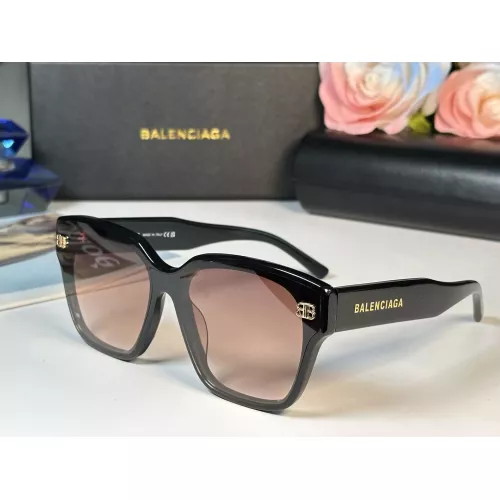 Balenciaga AAA Quality Sunglasses #1352320