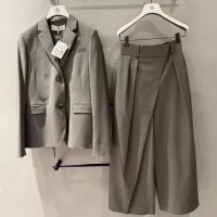 $155.00 USD LOEWE Tracksuits Long Sleeved For Women #1350966