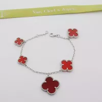 $32.00 USD Van Cleef & Arpels Bracelets For Women #1351185