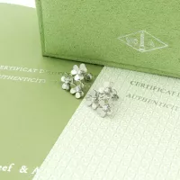 $29.00 USD Van Cleef & Arpels Earrings For Women #1351805