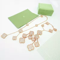 $98.00 USD Van Cleef & Arpels Jewelry Set For Women #1351858
