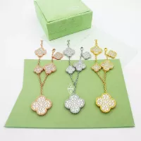 $39.00 USD Van Cleef & Arpels Bracelets For Women #1351860