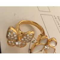 $34.00 USD Van Cleef & Arpels Rings For Women #1351878