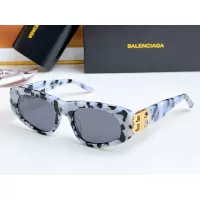 $60.00 USD Balenciaga AAA Quality Sunglasses #1352309
