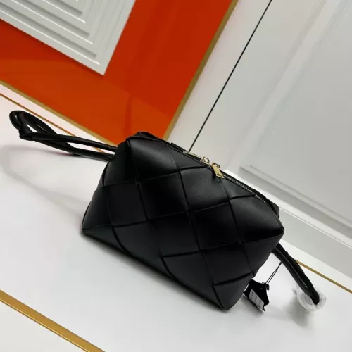 Bottega Veneta BV AAA Quality Messenger Bags For Women #1363645