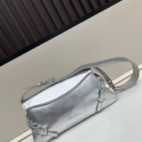 $102.00 USD Givenchy AAA Quality Messenger Bags For Women #1355751
