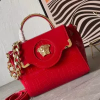 $158.00 USD Versace AAA Quality Handbags For Women #1355898