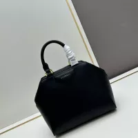 $102.00 USD Givenchy AAA Quality Handbags For Women #1355910