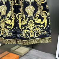 $42.00 USD Versace Pants For Men #1358973