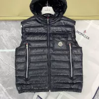 $108.00 USD Moncler Down Feather Coat Long Sleeved For Men #1359548