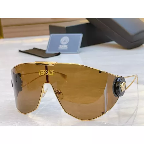 Versace AAA Quality Sunglasses #1366799
