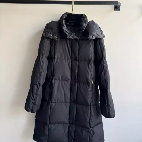Moncler Down Feather Coat Long Sleeved For Women #1371094