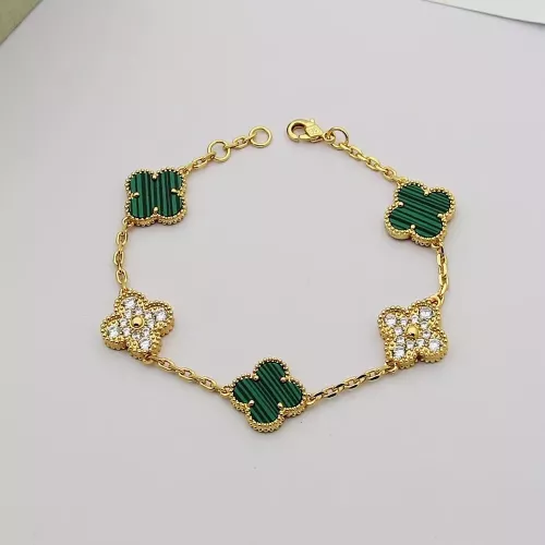 Van Cleef & Arpels Bracelets For Women #1371316