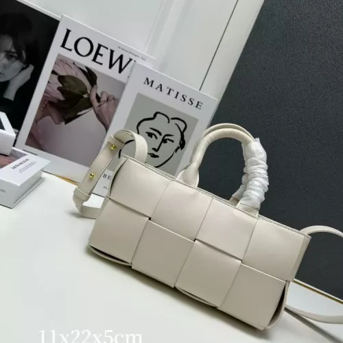 Bottega Veneta BV AAA Quality Handbags For Women #1372467