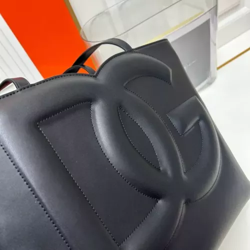 Replica Dolce & Gabbana AAA Quality Shoulder Bags For Women #1372514 $162.00 USD for Wholesale