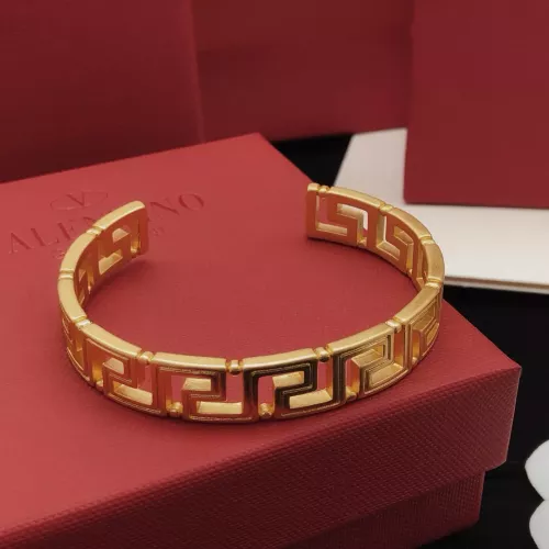 Replica Versace Bracelets #1373093 $32.00 USD for Wholesale