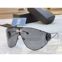 $64.00 USD Versace AAA Quality Sunglasses #1366802