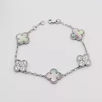 $29.00 USD Van Cleef & Arpels Bracelets For Women #1371287