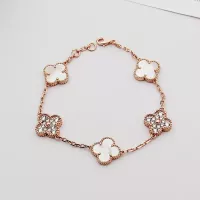 $29.00 USD Van Cleef & Arpels Bracelets For Women #1371300