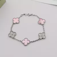 $29.00 USD Van Cleef & Arpels Bracelets For Women #1371302